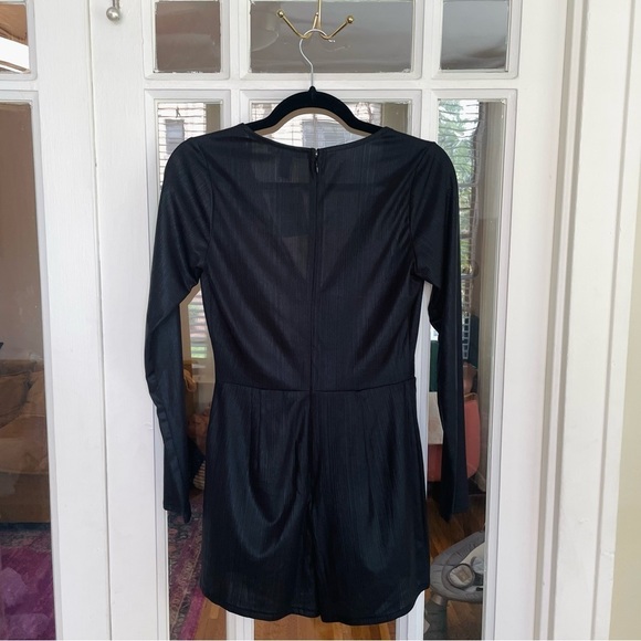 NEW Metallic Black Long Sleeve Romper - Picture 4 of 5
